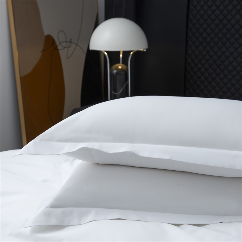 Set di biancheria da letto in tessuto 50% cotone 50% poliestere 300TC per Star Hotel Set di biancheria da letto in tessuto 50% cotone 50% poliestere 300TC per Star Hotel