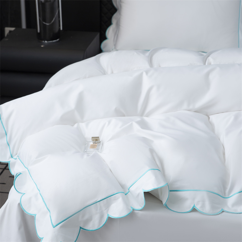 Nuovo set di biancheria da letto in rasatello di cotone 400TC con taglio ricamato Nuovo set di biancheria da letto in rasatello di cotone 400TC con taglio ricamato