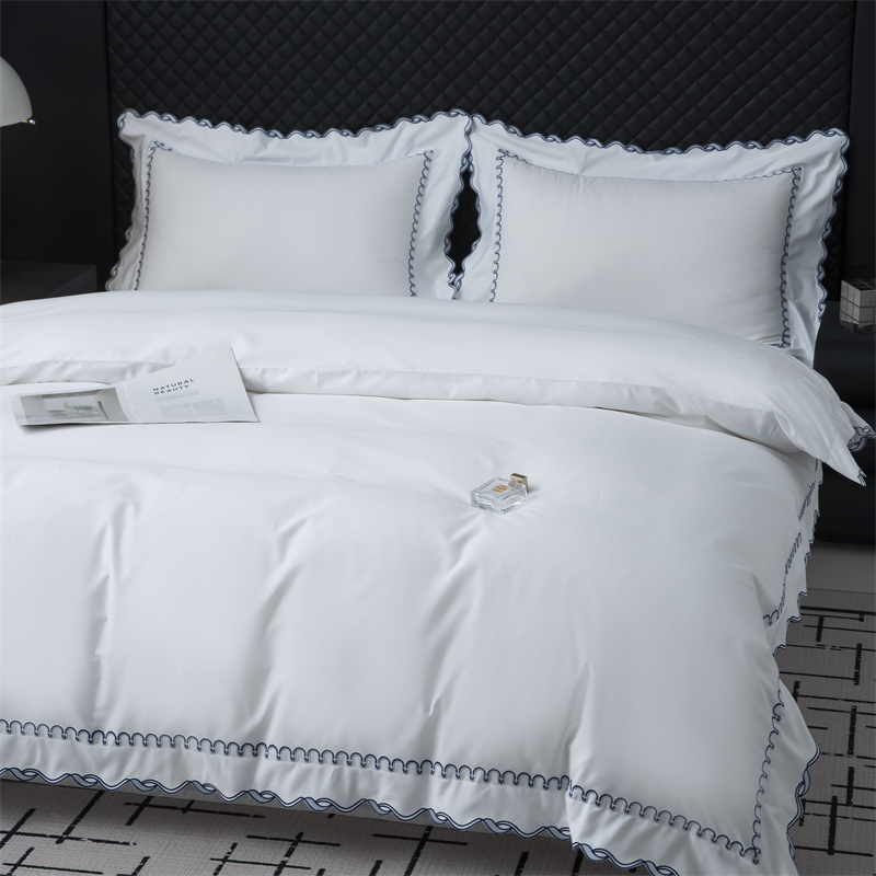 Set di biancheria da letto in raso di cotone 350TC dal design raffinato con ricamo Set di biancheria da letto in raso di cotone 350TC dal design raffinato con ricamo