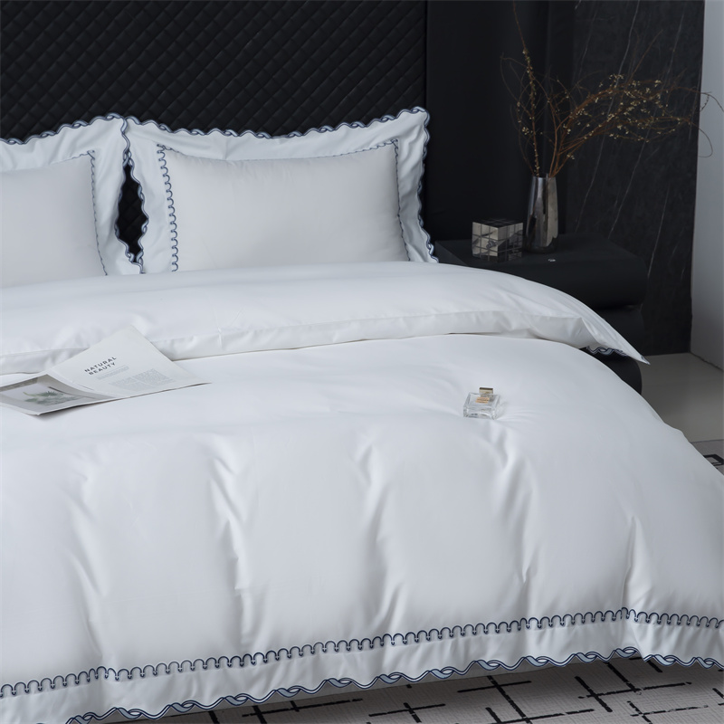 Set di biancheria da letto in raso di cotone 350TC dal design raffinato con ricamo Set di biancheria da letto in raso di cotone 350TC dal design raffinato con ricamo