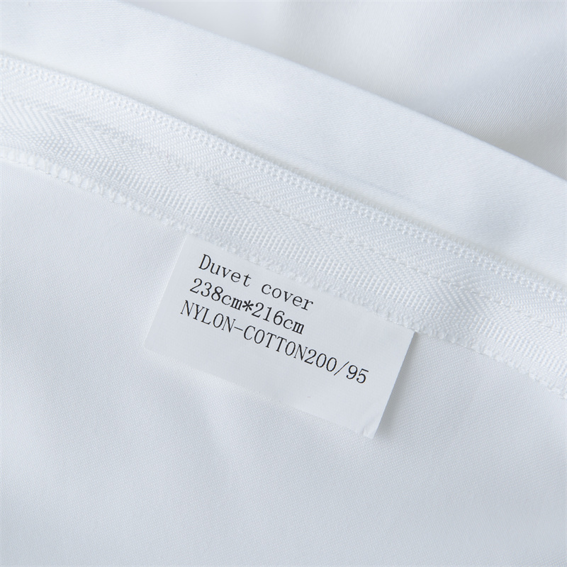 Set di biancheria da letto in raso di cotone 350TC dal design raffinato con ricamo Set di biancheria da letto in raso di cotone 350TC dal design raffinato con ricamo