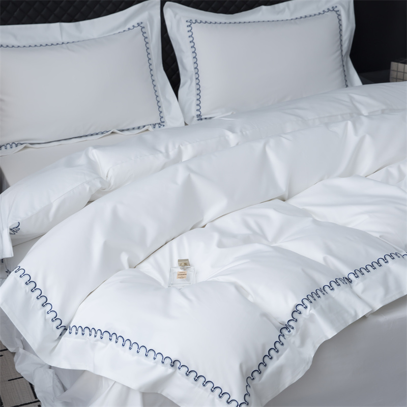 Set di biancheria da letto in raso di cotone 500TC con nuovo motivo ricamato Set di biancheria da letto in raso di cotone 500TC con nuovo motivo ricamato