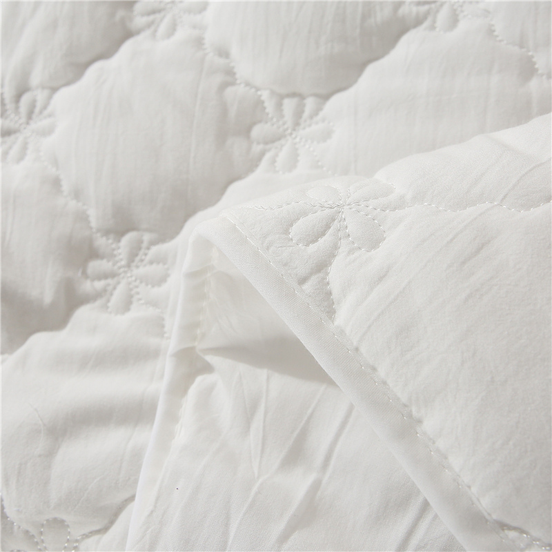 Controlla il coprimaterasso Quilt King Size Hotel Controlla il coprimaterasso Quilt King Size Hotel