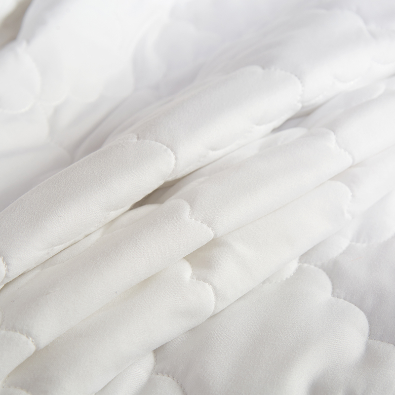 Coprimaterasso trapuntato per hotel Coprimaterasso trapuntato per hotel